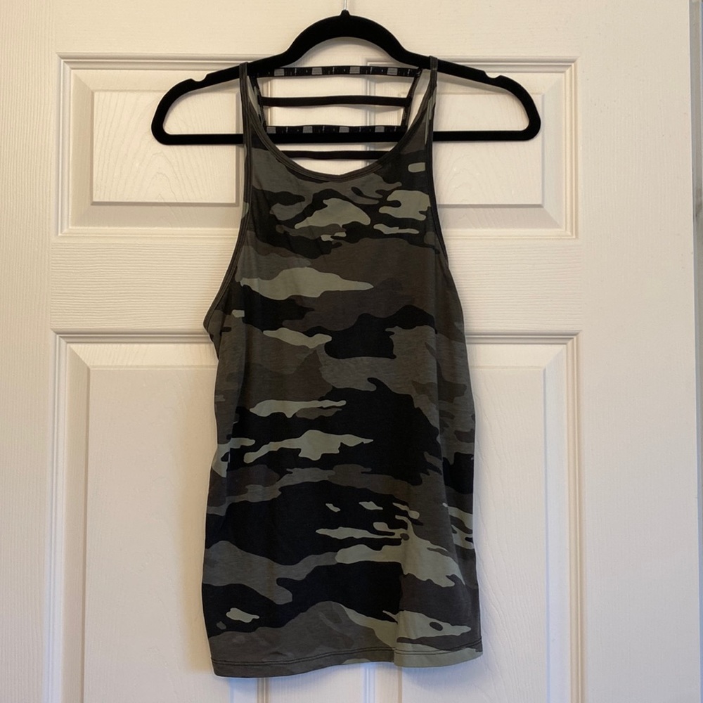 Victoria Sport Camo Workout Tank